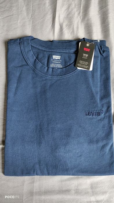 Levi's granatowy t-shirt rozm L jak XL haftowane logo
