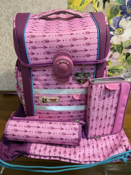 Фірмовий рюкзак о McNeill