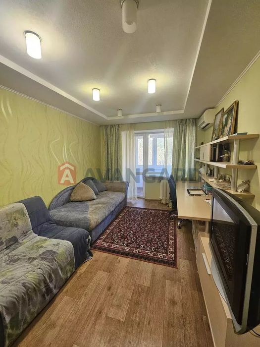 Продаж 3 кімнатноі квартири у Нагорному районі