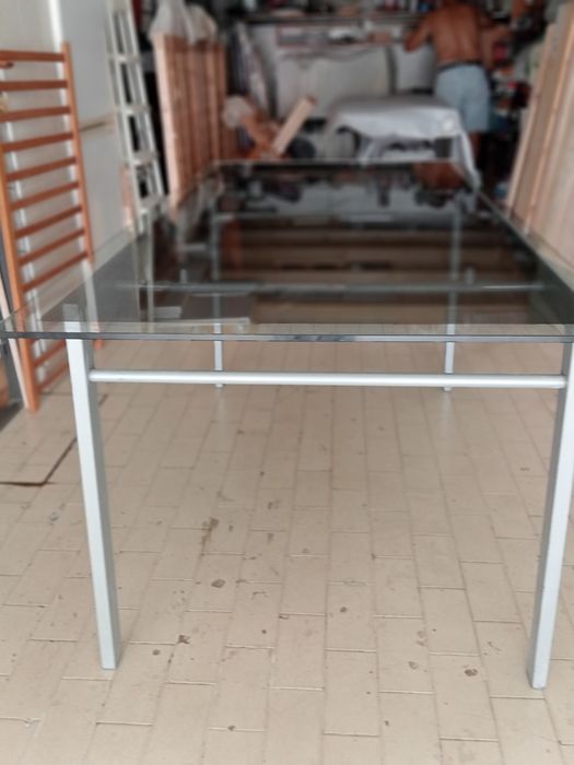 Mesa de Jantar de vidro