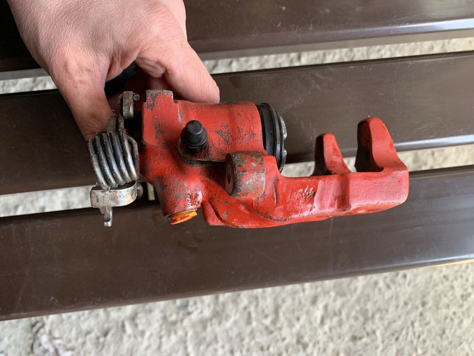 Тормозной суппорт