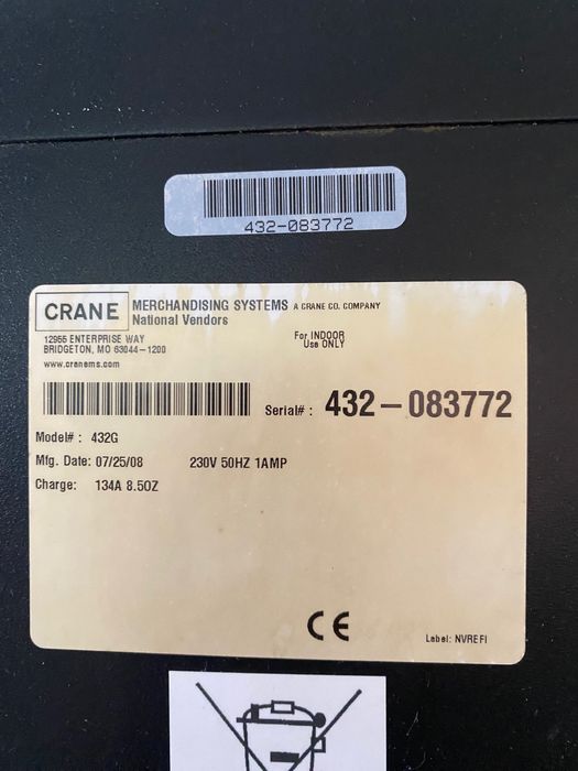 Automat vendingowy talerzykowy na słodycze, kanapki