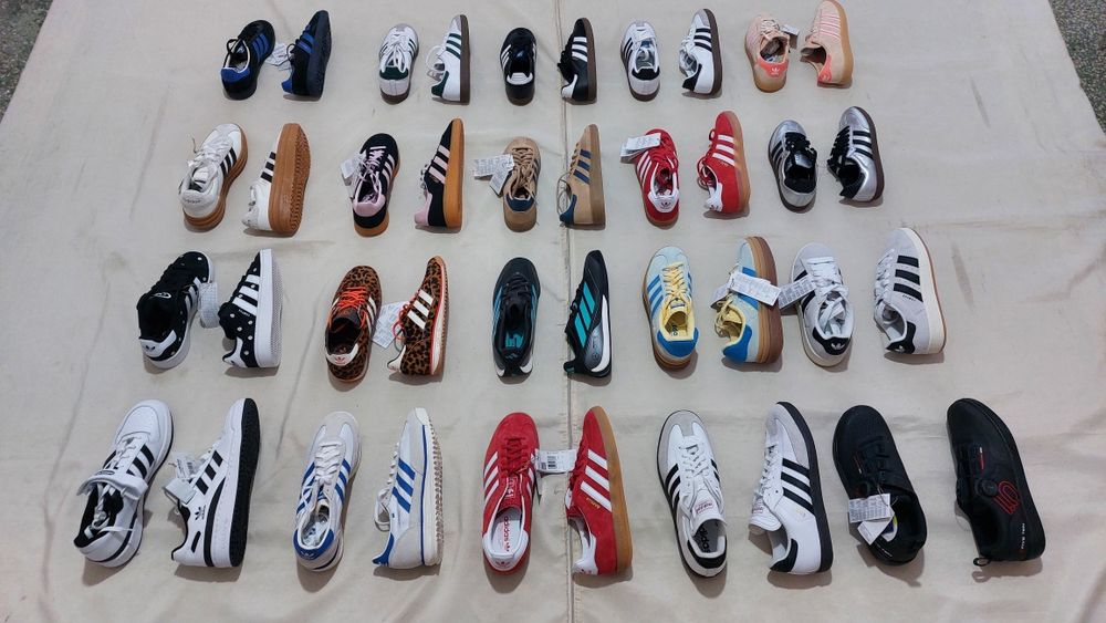 Мікси кросівок Adidas  сток оптом