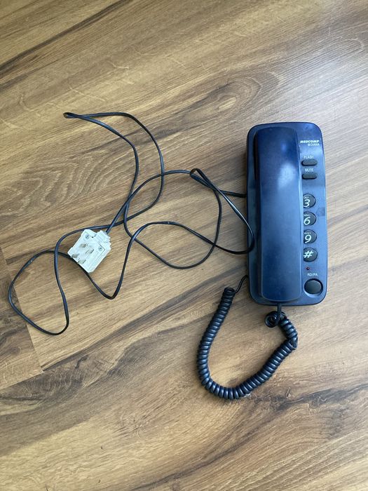 Aparat telefoniczny przewodowy