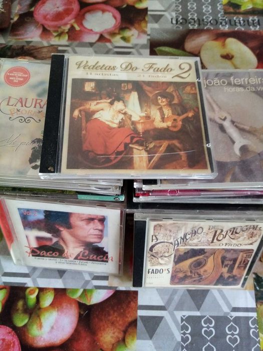 Lote de cds e dvd