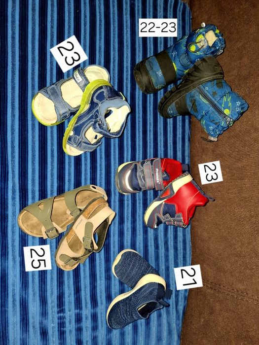Сети - дитячого взуття для хлопчика (одна пара по 150 грв)