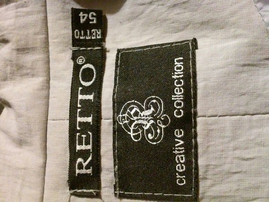 Плащ женский голубой.