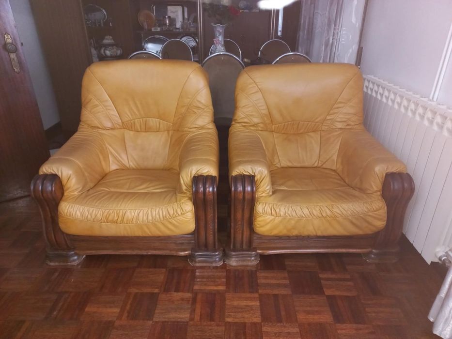 A venda sofás em pele