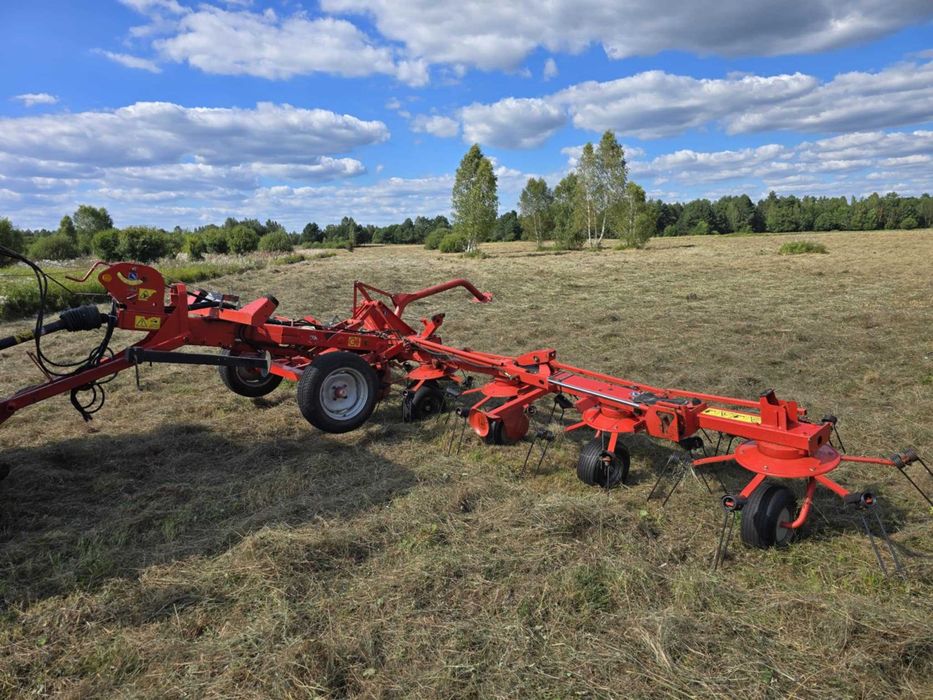 Przewracarka Kuhn, 9 m,   GF 870 2T