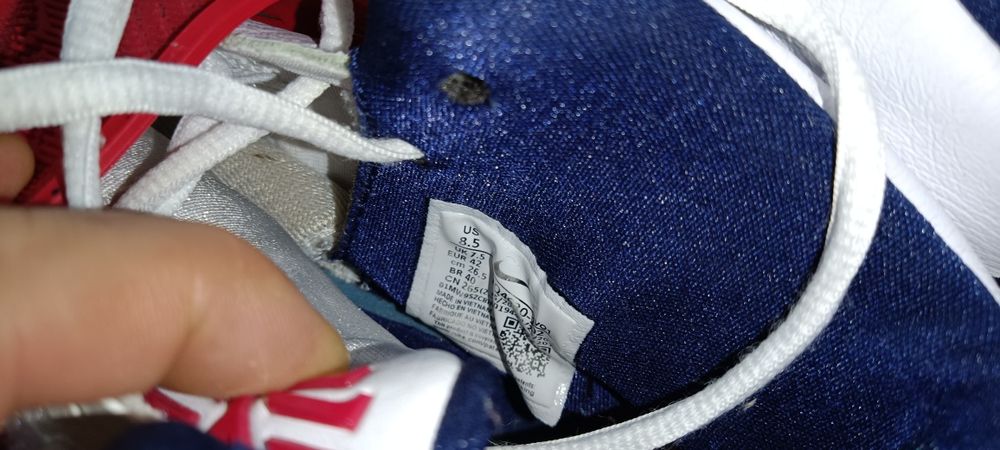 Nike Kyrie Irving VI