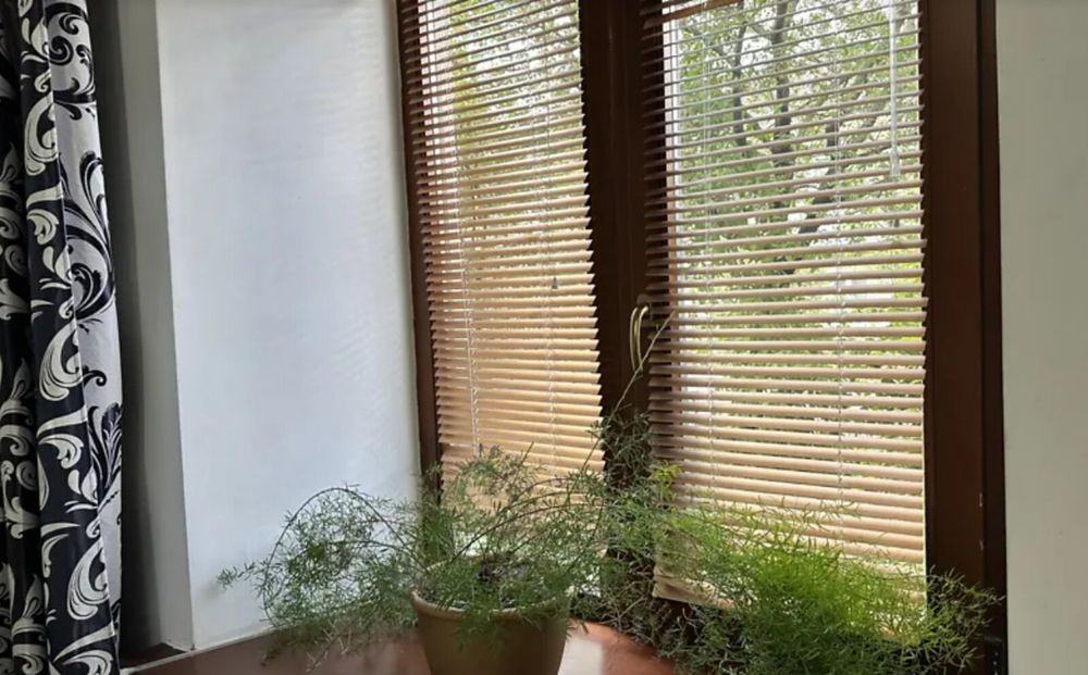 Продаж 3к квартири 72 кв. м на вул. Академіка Студинського