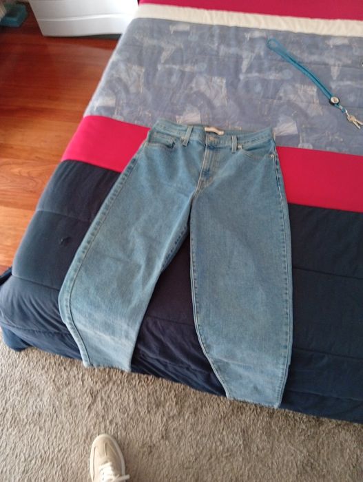 Vendo calças Levis mulher