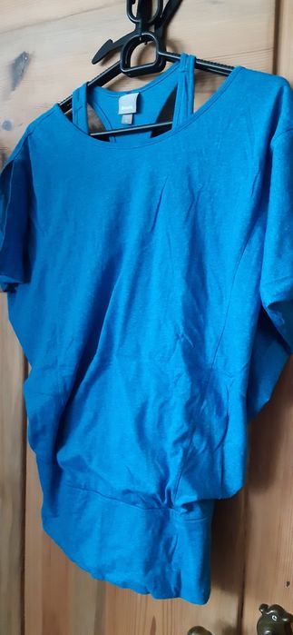 Zestaw cztery bluzeczki, koszulki: t-shirt Nike oraz Rich&Royal, Benc