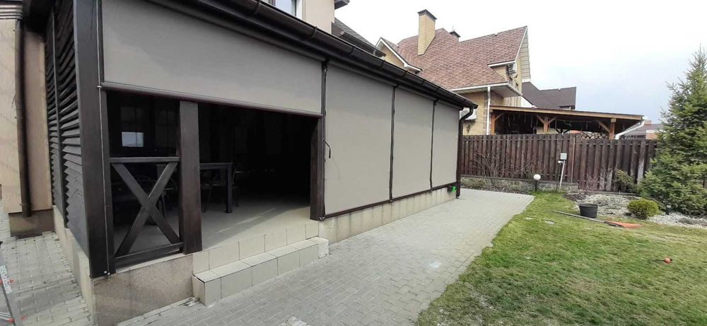 Терасні маркізи зі складу