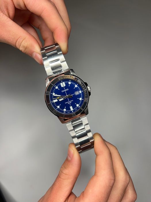 Оригінальний чоловічий годинник Casio MTP-VD01D-2E часы касио оригинал