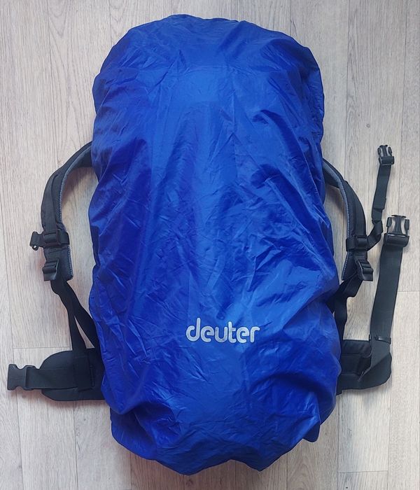 Рюкзак б/у LARCA Air Tour 45 от Deuter, с дождевиком (Germany)