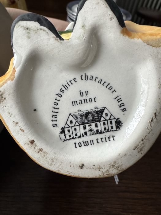 Старовинні англійські колекційні       кухлі  Toby