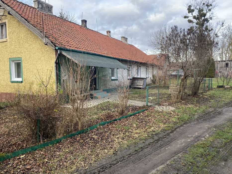 Sprzedam dom z działką 70 ar RÓŻYNA