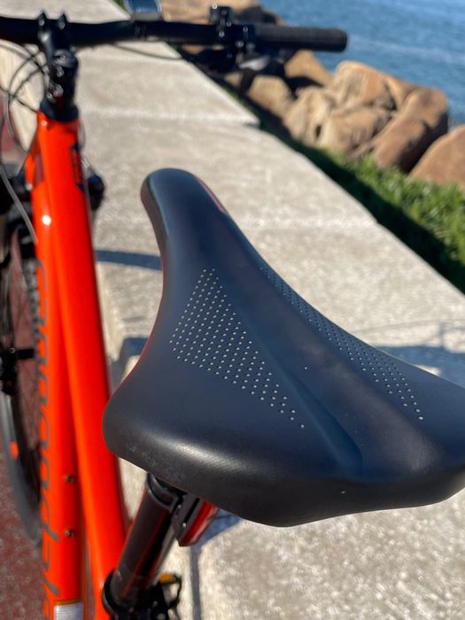 Cannondale TRAIL 5 Mountainbike. C/ Mudanças e travões Shimano. 
Como