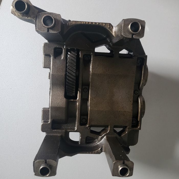 Балансировочный вал Mazda 3 BL, Mazda 6 GH 2,5 л., CX-7,  Ford 2.5  L3