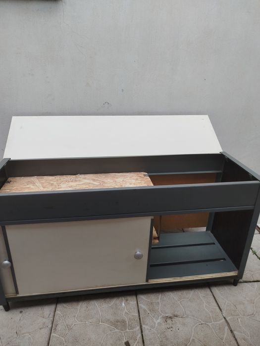 Тумба металева для взуття, або на балкон