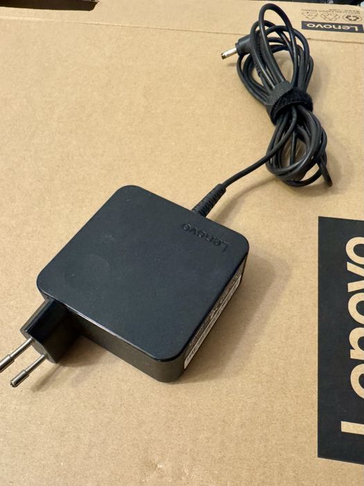 Laptop LENOVO Ideapad 320-17IKB