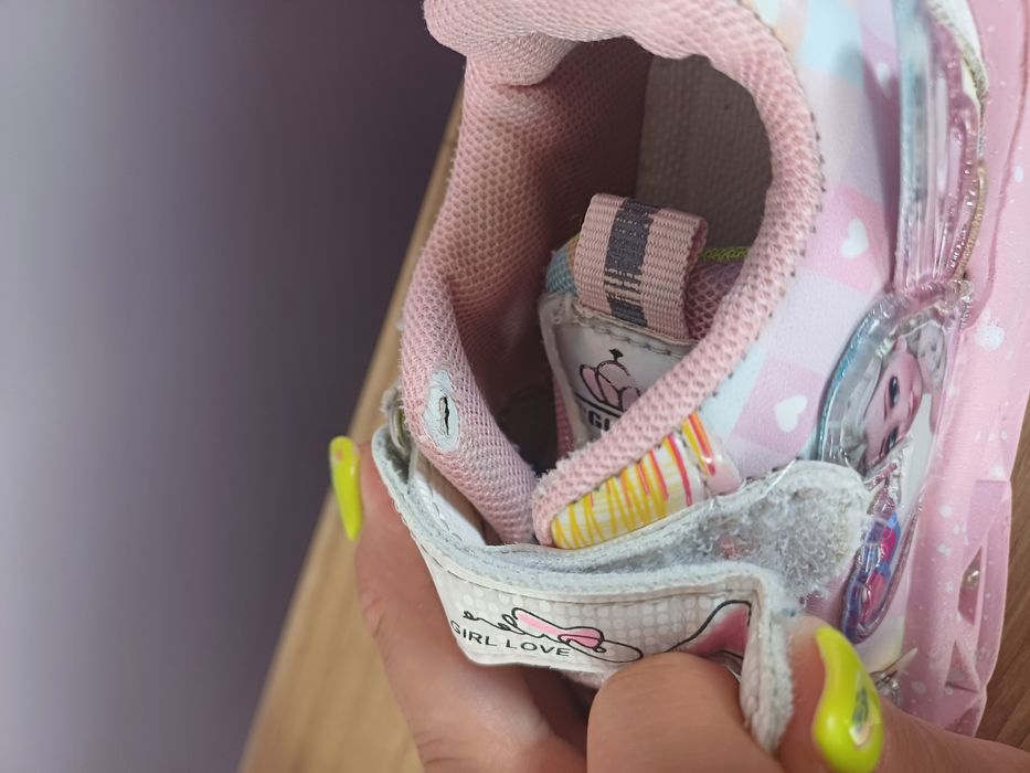 Buty frozen kraina lodu rozm.25 wkl.15,5 cm