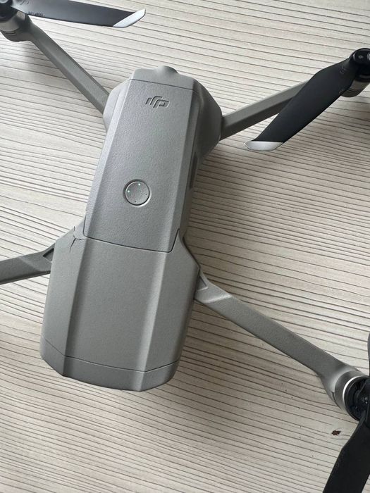 Дрон DJI Mavik Air 2  Fly More Combo