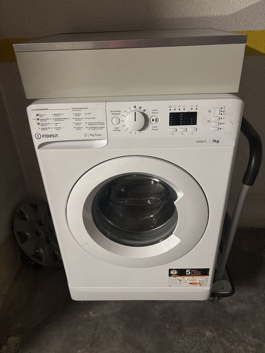 Maquina Lavar Roupa Indesit - Avariada