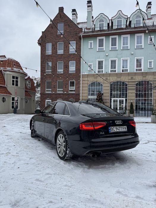 Audi A4 B8 2015 р. S - line