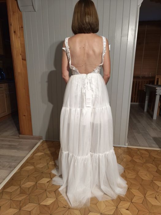 Suknia ślubna z koronką rozmiar 38