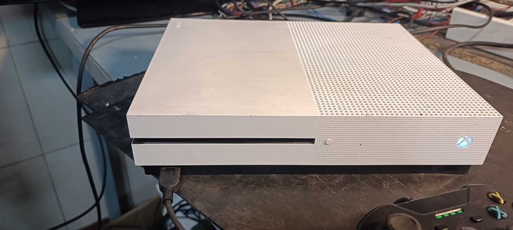 Xobox One S 1 Gigas