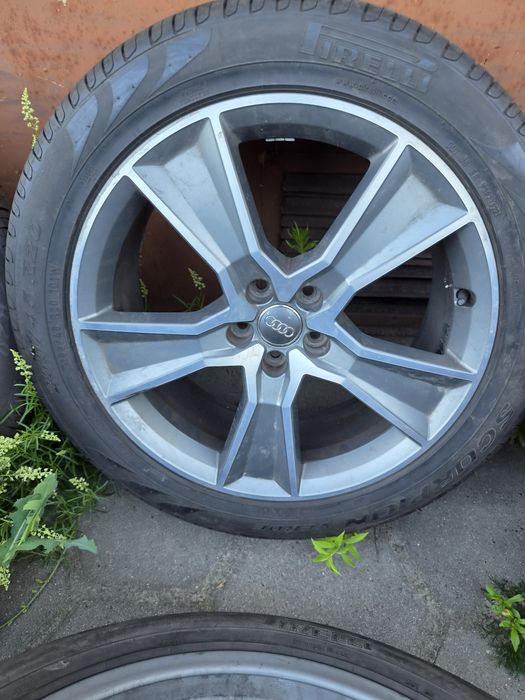 Oryginalne Koła Audi Q5 SQ5 S-line 80A 255/45R20 Pirelli lato
