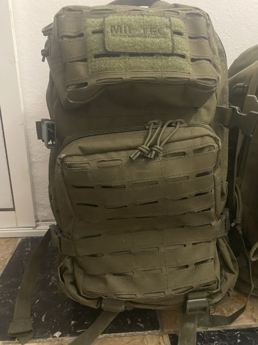 Malas taticas e coletes