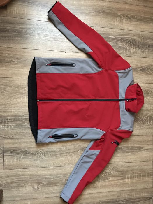 Продам куртку