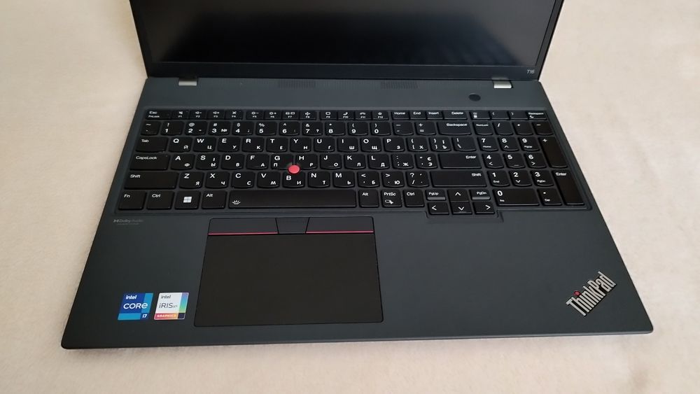 Lenovo ThinkPad T16 Gen1 / 16"  IPS / i7-1260P / 40 GB  / 512 GB SSD