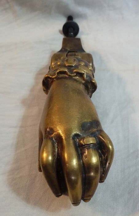 Batente Forma Mão Bronze