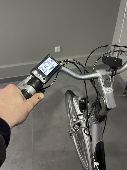 Електровелосипед ,стан супер!ручка газ+пас,Доставка!