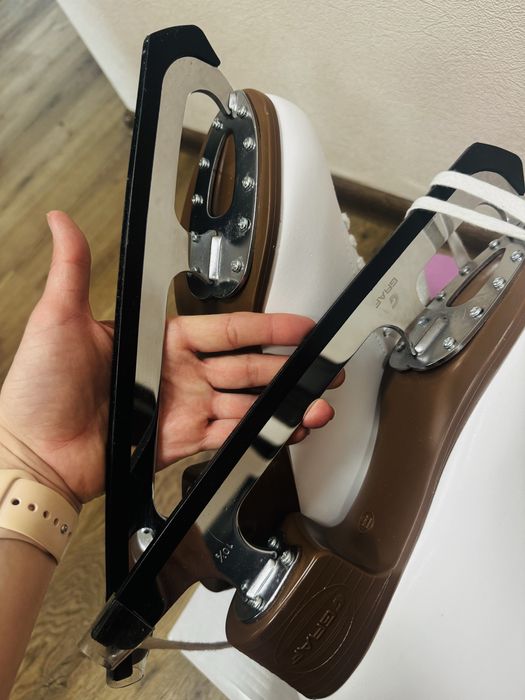 Ковзани Graf (39-41) 260