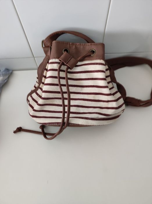 Mala de senhora pequena