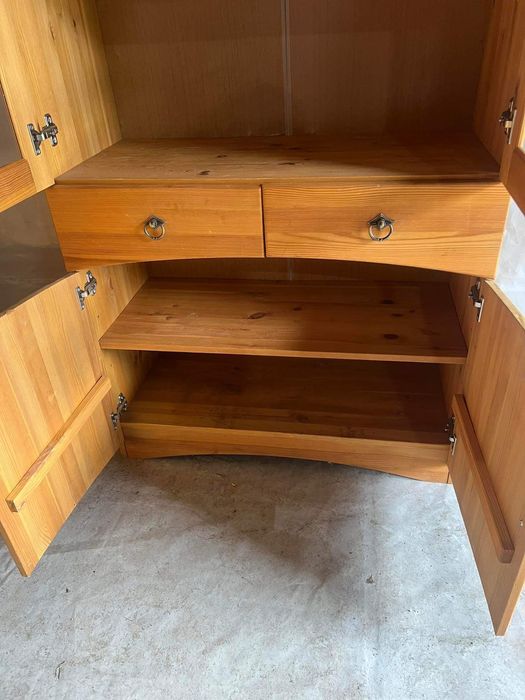 Witryna sosnowa ………