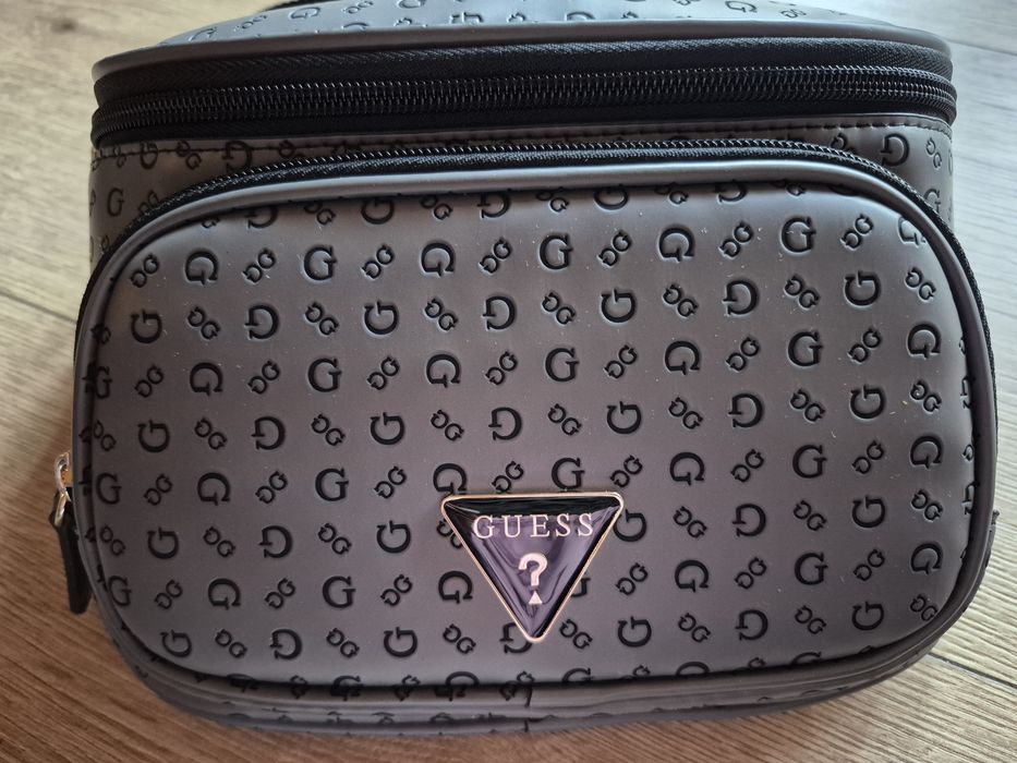 Saszetka Nerka Damska Guess