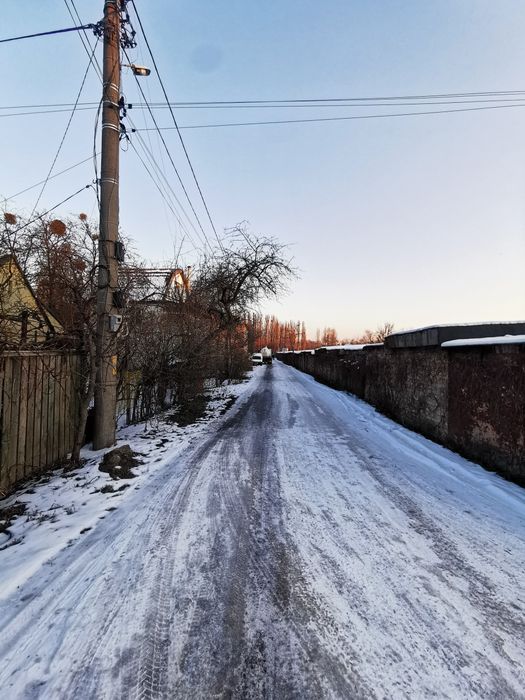 участок, закрытый городок, заезд с Туполева, Мрии 5, метро Нивки, парк