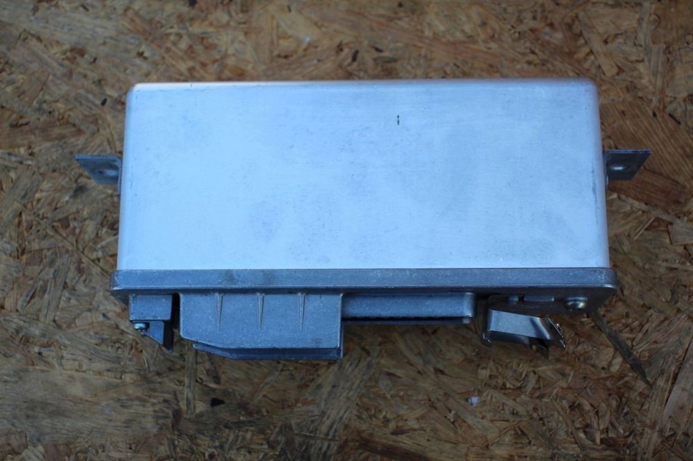 Sterownik moduł ABS BMW e34 e32 0265100049 1158958