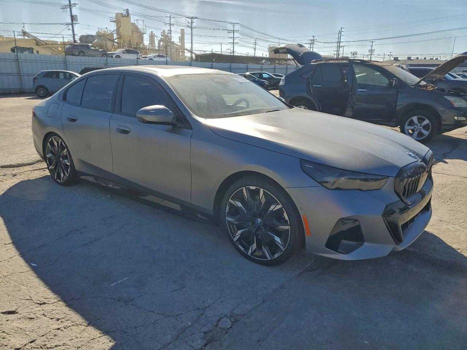 Бампер BMW G60 I5 Розборка БМВ Г60