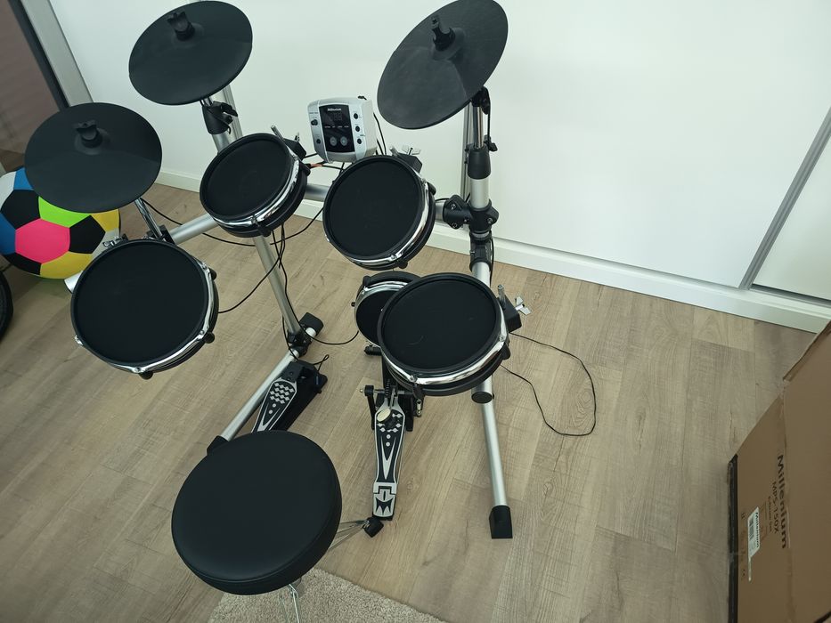 Millenium MPS-150X(kit de bateria eletrónica + banco)