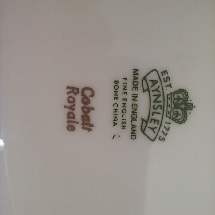 Aynslay cobalt royale serviço