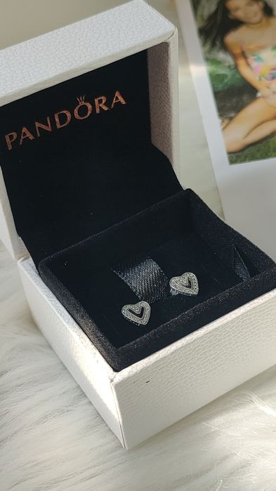Срібні сережки-пусети Pandora серце. Сережки Пандора s925