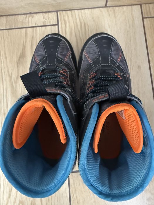 Чоботи для хлопчика skechers 33р.