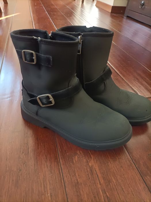 Buty zimowe, traperki UGG rozm. 35